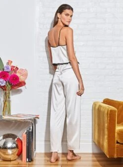 Fleur Du Mal Washable Silk PJ Pant -Fleurdumal Shop 201020 FLEURDUMAL Shot 08 1141full