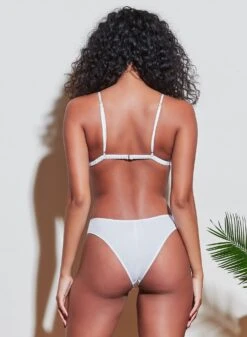 Fleur Du Mal Organic Cotton Cheeky -Fleurdumal Shop 210317 FLEURDUMAL SHOT 17 2704crop