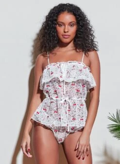 Fleur Du Mal Cherry Lace Cami -Fleurdumal Shop 210317 FLEURDUMAL SHOT 21 3199crop