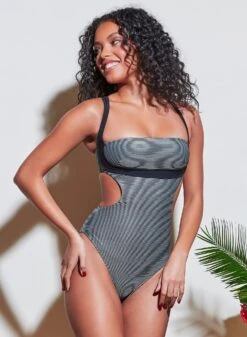 Fleur Du Mal U-Line Cutout One Piece -Fleurdumal Shop 210317 FLEURDUMAL SHOT 29 4469crop
