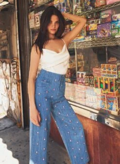 Fleur Du Mal Cowl Neck Spaghetti Strap Cami -Fleurdumal Shop 210518 Fleurdumal 1270web d2716db7 16f8 44e8 bc2f 5f5c31d82629