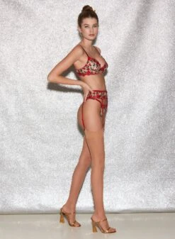 Fleur Du Mal Roses & Thorns Thong -Fleurdumal Shop FDM 041222 1 0377full