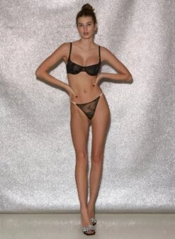 Fleur Du Mal Crystal Bouquet Lace V String -Fleurdumal Shop FDM 041222 1 2560full