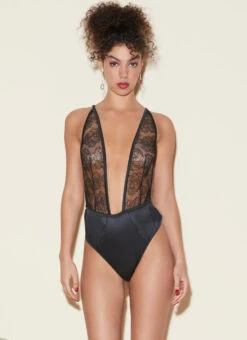 Fleur Du Mal Rose Lace Bodysuit -Fleurdumal Shop FDM 050322 1 2355full