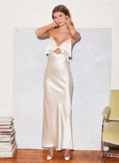 Fleur Du Mal Bow Slip Dress -Fleurdumal Shop FL 082021 1 1406full