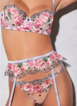 Fleur Du Mal Card Embroidery Balconette Bra -Fleurdumal Shop FL 082021 1 1714full dbd7ca50 b72e 4d8f aae5 c6f8ea8cb980