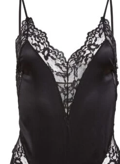 Fleur Du Mal Venus Lace Teddy 15 Fleur Du Mal Venus Lace Teddy -Fleurdumal Shop venusteddyflat2
